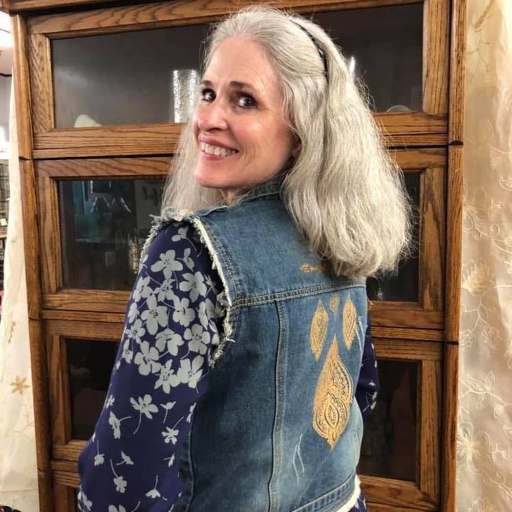 Meet your Posher, Lynn